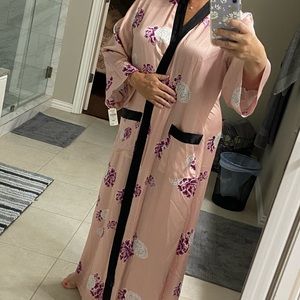Neiman Marcus Floral Silk Robe
